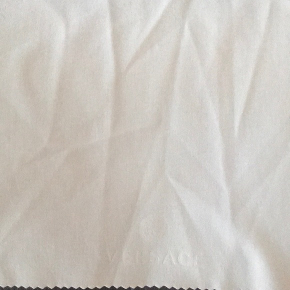 new excellent quality .. Versace Medusa.. - Picture 6 of 8